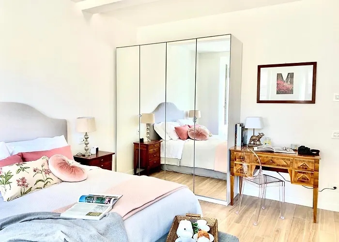 Apartament Nr8 - Santa Croce Florencja